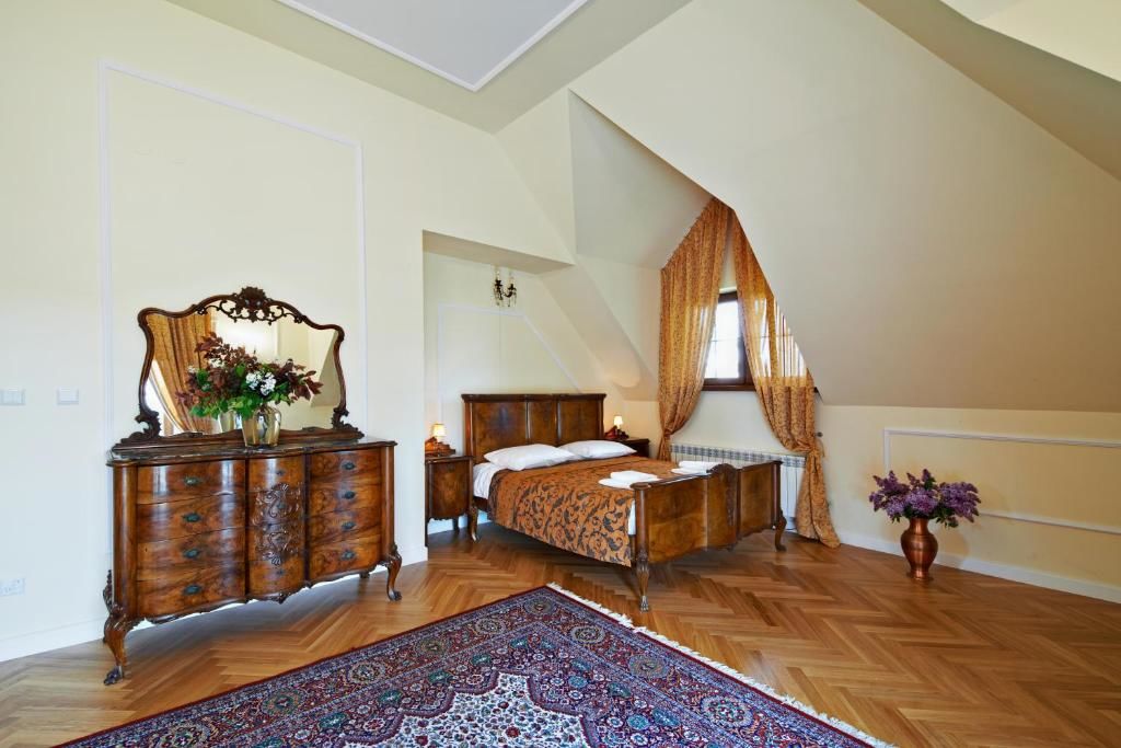 Отели типа «постель и завтрак» Dwór Osmolice Białki Dolne-55